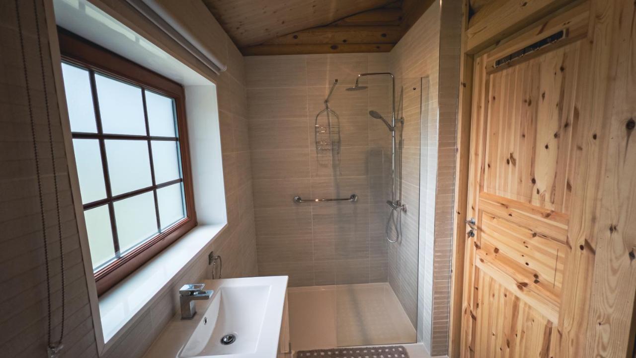 Aspen Lodge, Amazing New Log Cabin With Hot Tub - Sleeps 6 - Felmoor Park Морпет Екстериор снимка
