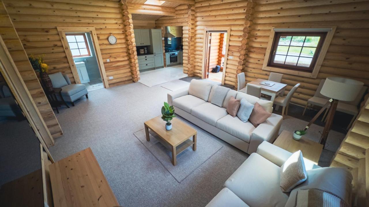 Aspen Lodge, Amazing New Log Cabin With Hot Tub - Sleeps 6 - Felmoor Park Морпет Екстериор снимка